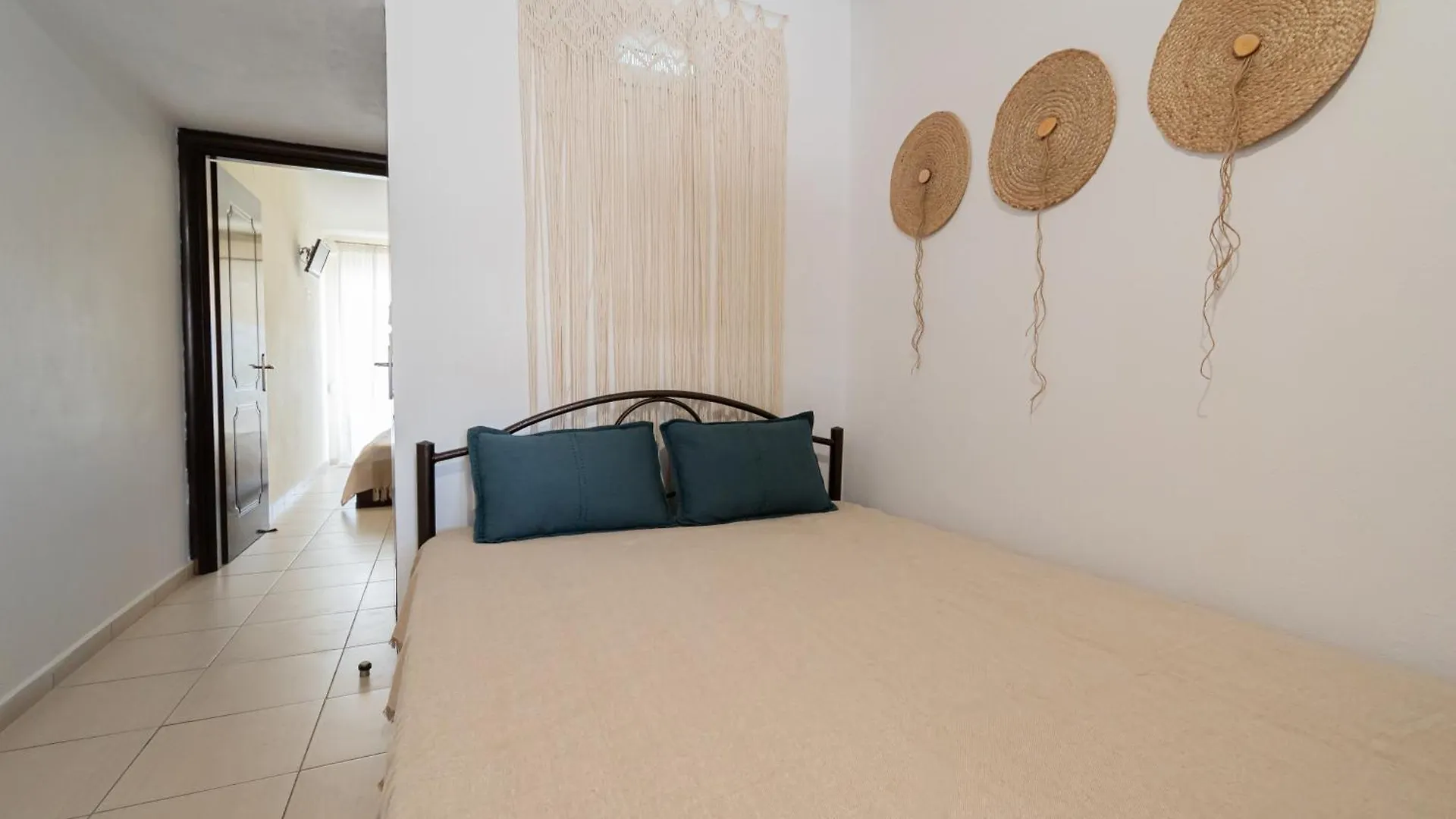 Tommy Seafront Apartments By Rentalspro - Nea Flogita Halkidiki