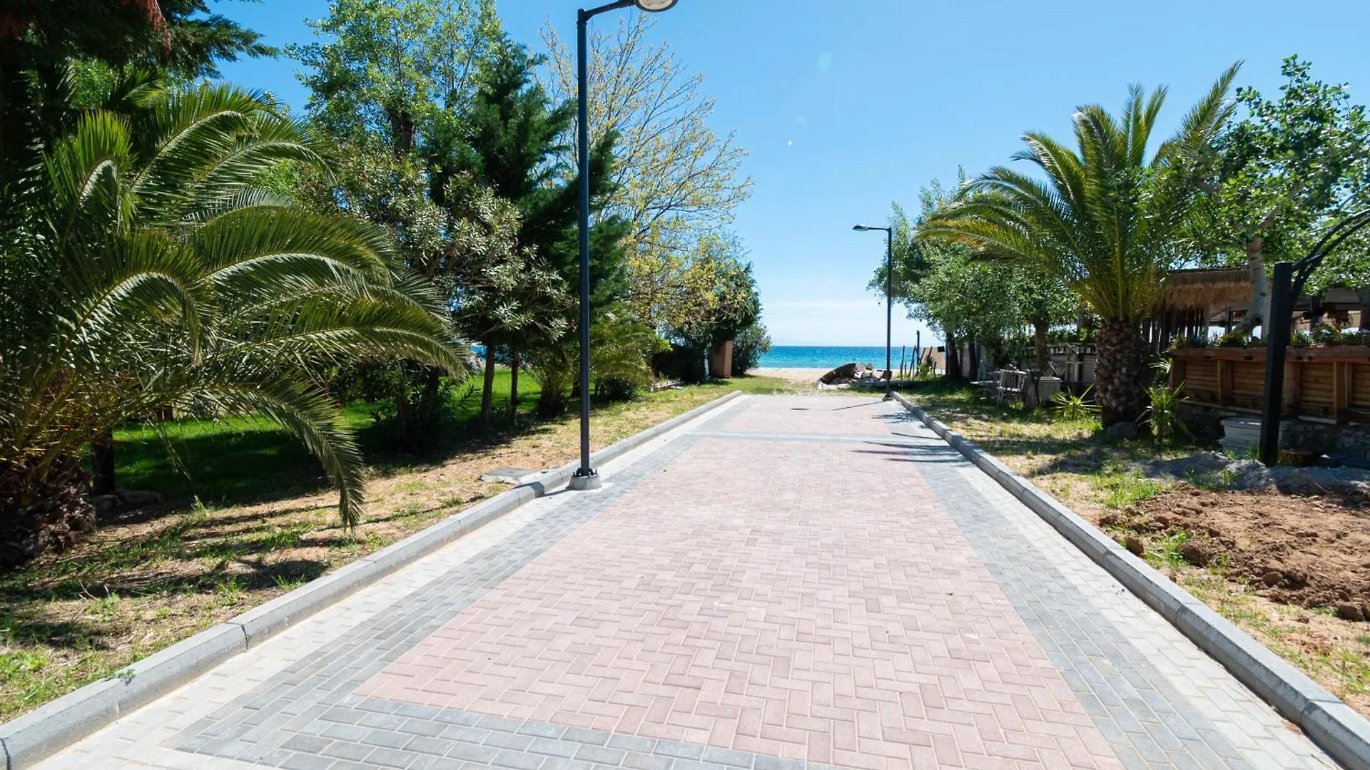 Tommy Seafront Apartments By Rentalspro - Nea Flogita Halkidiki