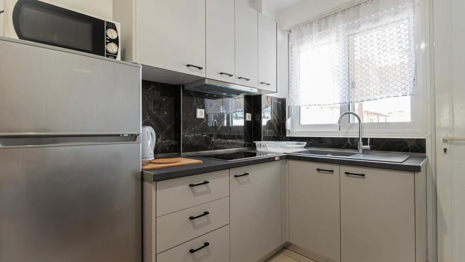 Tommy Seafront Apartments By Rentalspro - Nea Flogita Halkidiki