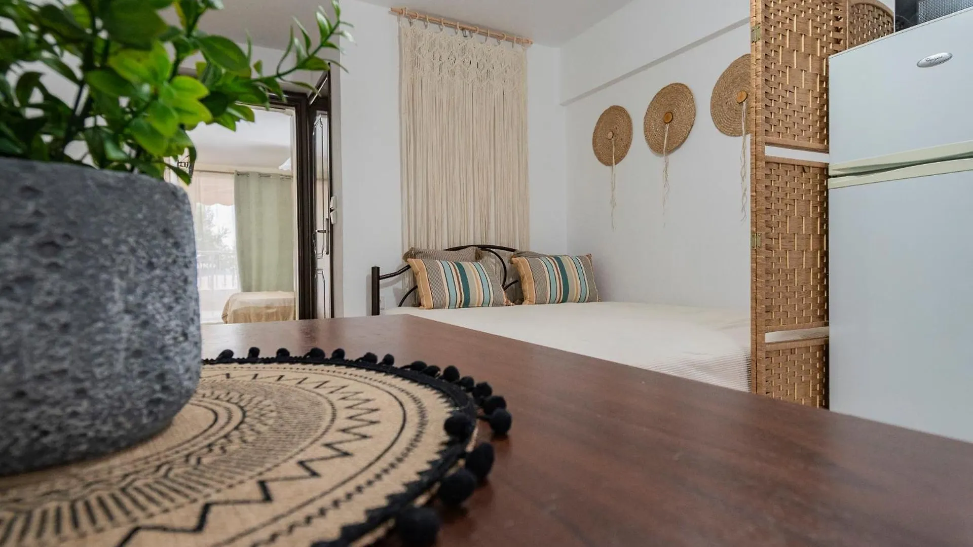 Tommy Seafront Apartments By Rentalspro - Nea Flogita Halkidiki